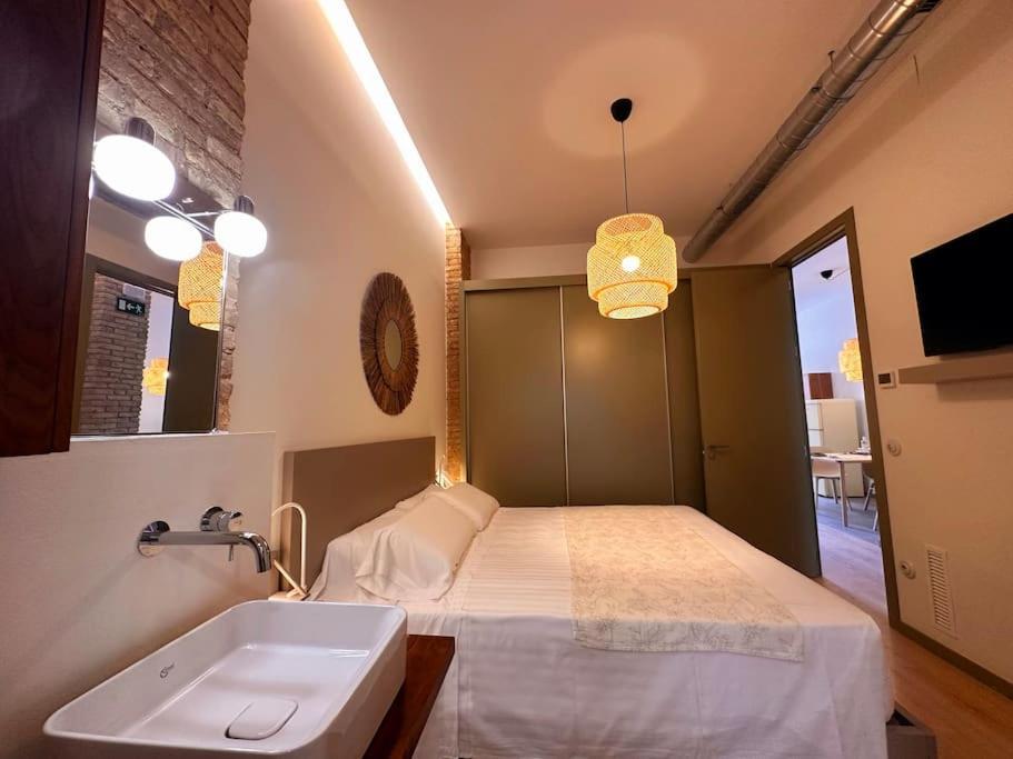 דירות ולנסיה Tradicional Casa Con Patio Ruzafa מראה חיצוני תמונה
